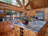 Carbou Creek Log Home with views of Lake Pend Oreille