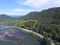 5.7 Acres by the Pack River